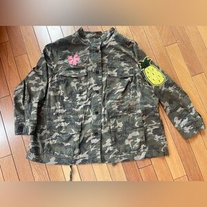 ELQUII Camo Utility Jacket w/ Embroidered Pineapple & Hibiscus | Size 22